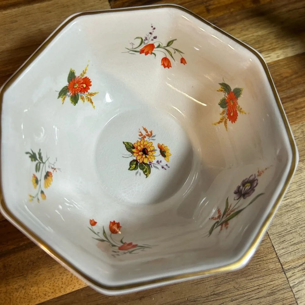 Enoch Wedgwood Tunstall Ltd Lowestoft England Bowl 💚 - Picture 1 of 2